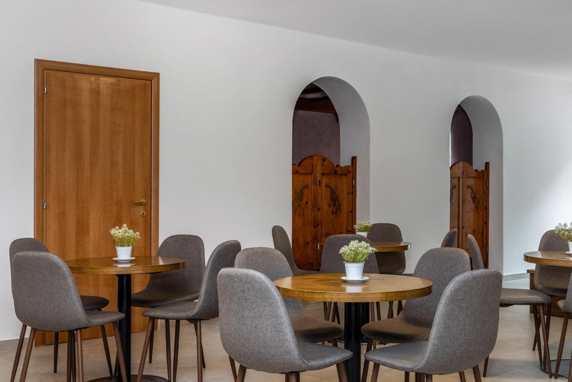 Garden House - Hotel Sport レーヴィコ・テルメ エクステリア 写真